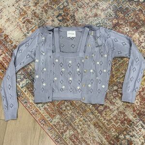 SOLD❌ Periwinkle daisy sweater set
